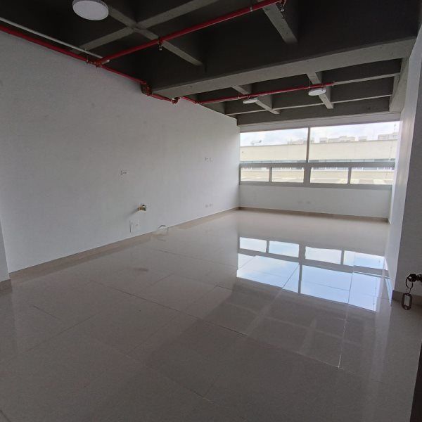 Local en arriendo Antioquia Rionegro El Porvenir 31 m2 Habitaciones 0 Baños 0 Garajes 1 Precio $2050000