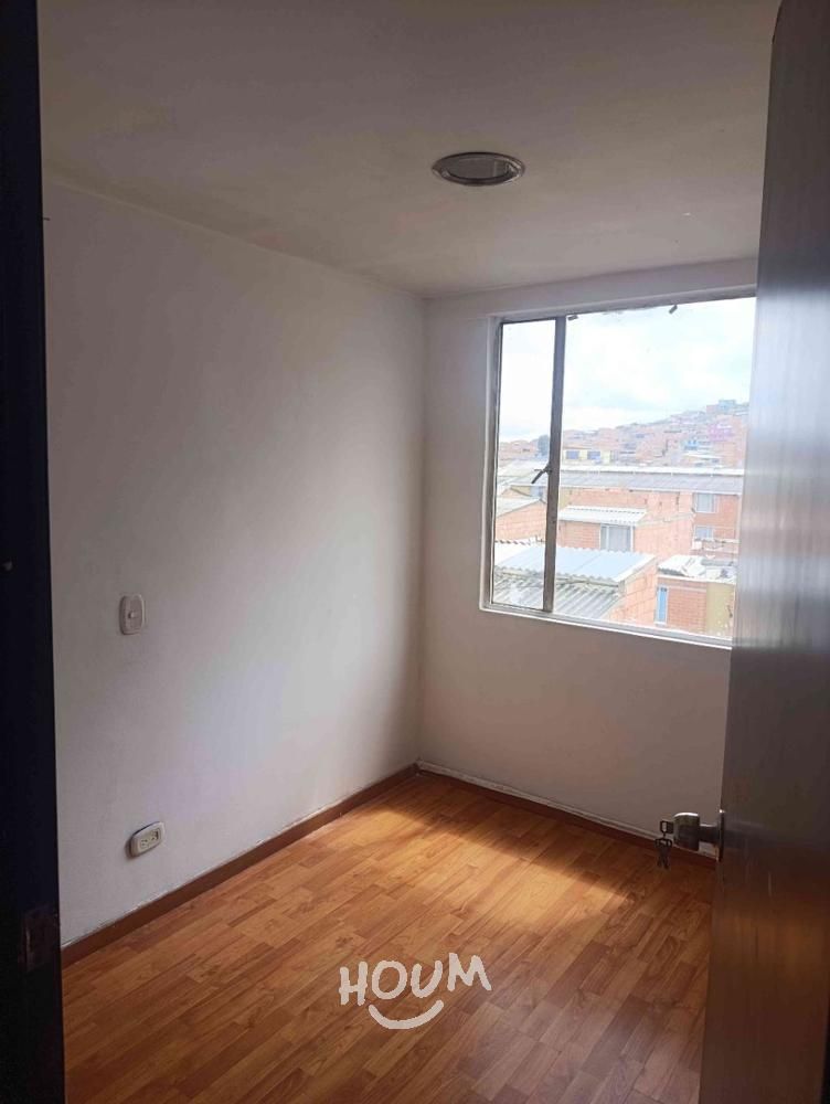 Apartamento en venta Cundinamarca Soacha San Lucas Et Ii 57 m2 Habitaciones 3 Baños 1 Garajes 0 Precio $146000000