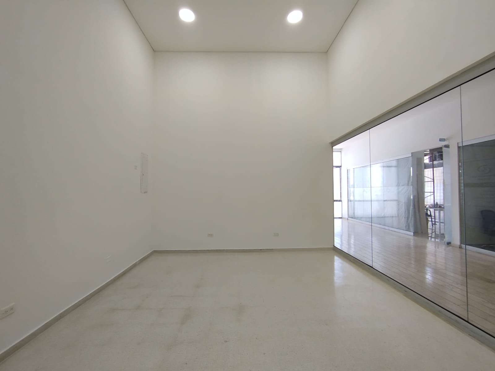 Local en arriendo Antioquia Rionegro El Porvenir 23 m2 Habitaciones 0 Baños 0 Garajes 0 Precio $2500000