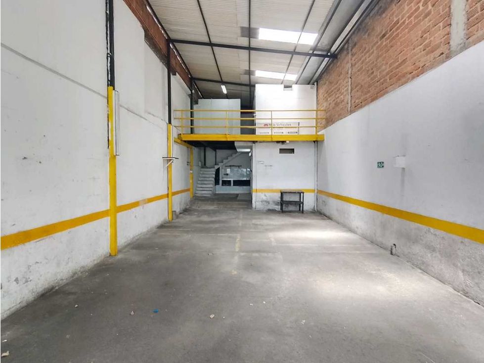 Local en arriendo Antioquia Medellín Gerona 163 m2 Habitaciones 0 Baños 1 Garajes 0 Precio $3500000