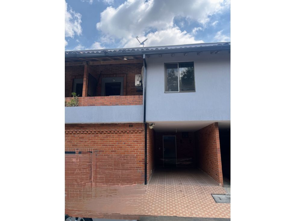 Casa en venta Valle Del Cauca Cali Belisario Caicedo 115 m2 Habitaciones 3 Baños 3 Garajes 2 Precio $395000000