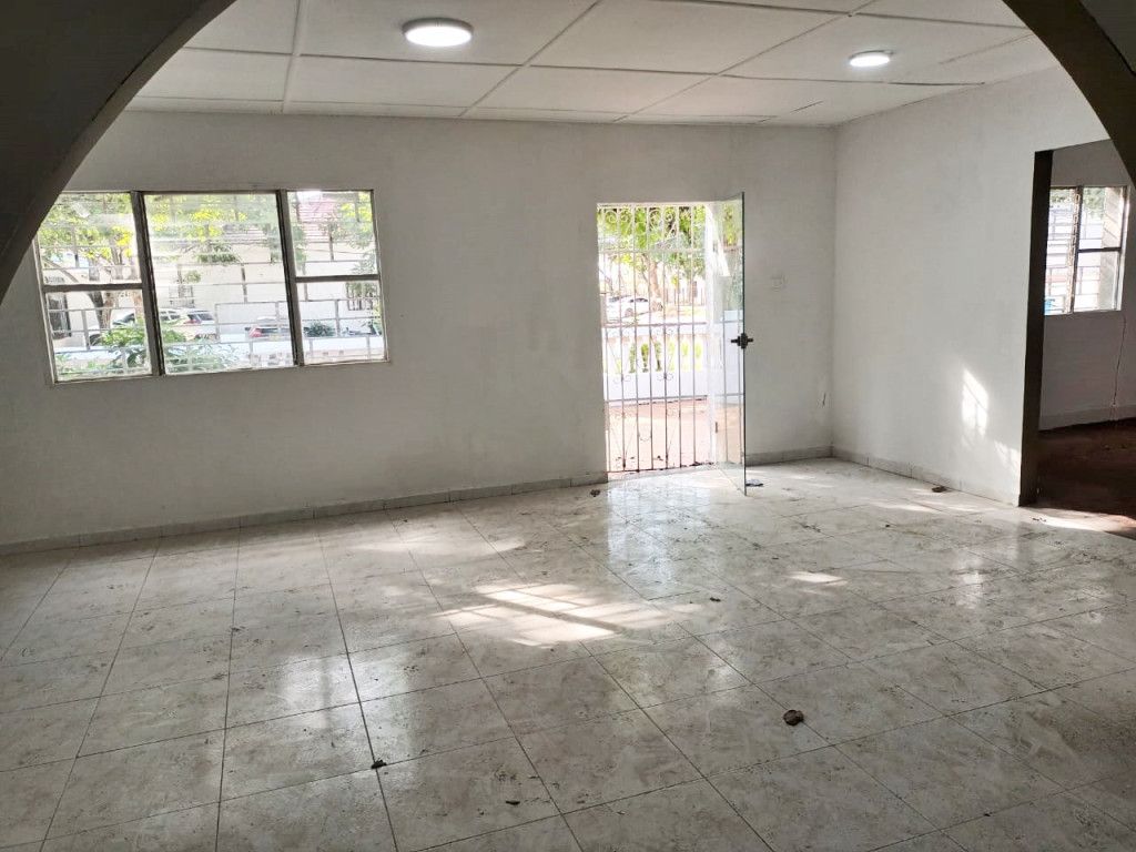 Casa en arriendo Atlántico Barranquilla Bellavista 300 m2 Habitaciones 3 Baños 2 Garajes 2 Precio $5000000