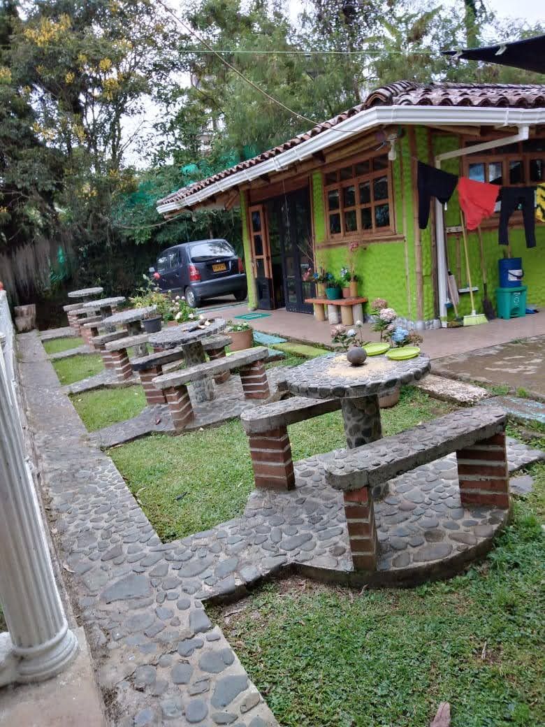 Finca en venta Valle Del Cauca Cali Cali 249 m2 Habitaciones 3 Baños 2 Garajes 7 Precio $450000000