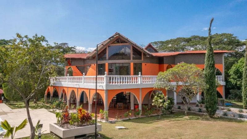 Casa en venta Cundinamarca Villeta Bellavista 760 m2 Habitaciones 5 Baños 5 Garajes 10 Precio $2750000000