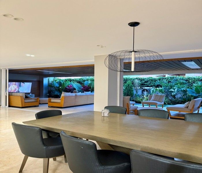 Casa en venta Valle Del Cauca Cali Urbanización Ciudad Jardín 387 m2 Habitaciones 4 Baños 6 Garajes 4 Precio $1500000000