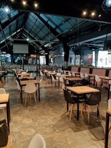 Local en venta Antioquia Medellín Los Colores 160 m2 Habitaciones 0 Baños 0 Garajes 0 Precio $2800000000