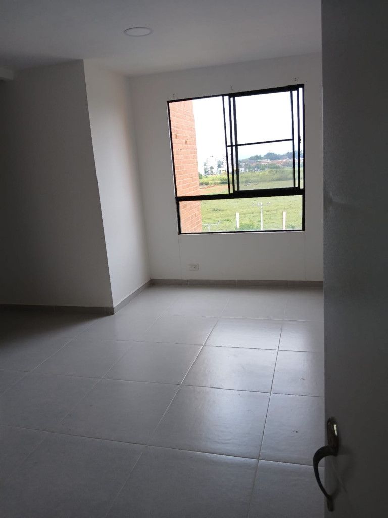 Apartamento en arriendo Valle Del Cauca Jamundí La Aurora 40 m2 Habitaciones 2 Baños 2 Garajes 1 Precio $900000