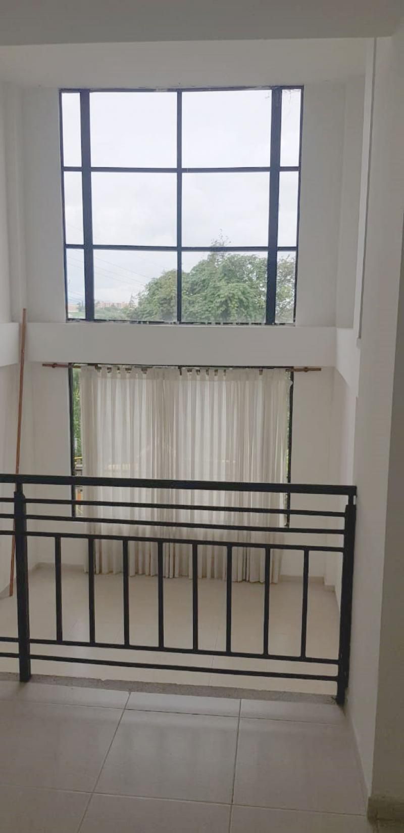 Casa en arriendo Risaralda Pereira Jardin De Velez Y Velez 140 m2 Habitaciones 3 Baños 3 Garajes 2 Precio $3100000