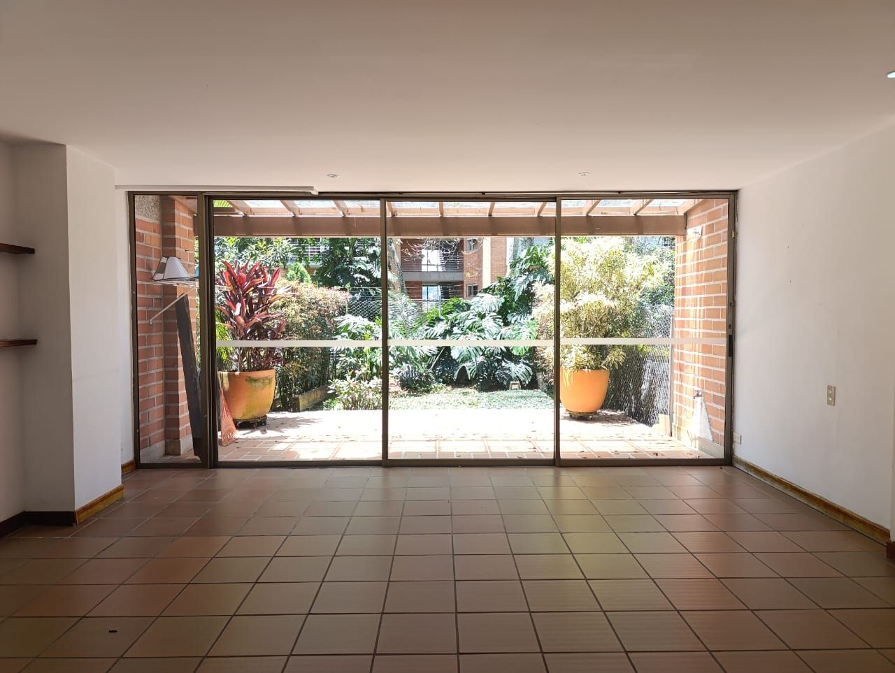 Casa en arriendo Antioquia Medellín Las Lomas No1 160 m2 Habitaciones 3 Baños 3 Garajes 2 Precio $7700000