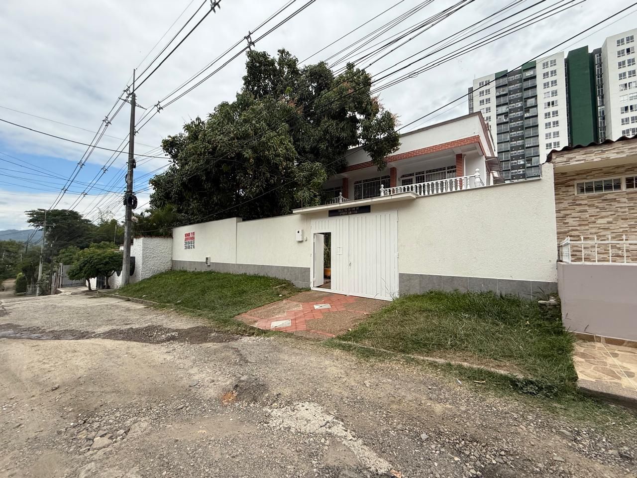 Casa Campestre en venta Tolima Ibagué Br Limonar Sc V 1546 m2 Habitaciones 4 Baños 5 Garajes 3 Precio $1800000000