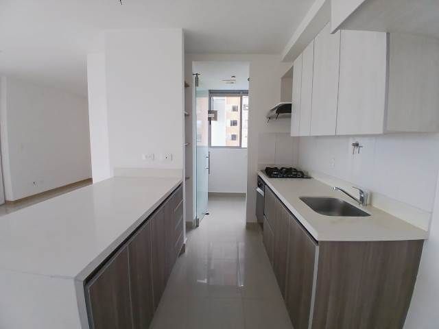 Apartamento en arriendo Antioquia Medellín Villanueva 97 m2 Habitaciones 2 Baños 3 Garajes 1 Precio $6000000