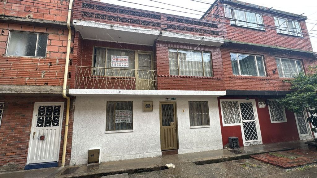 Casa en venta Cundinamarca Bogotá I Sector 98 m2 Habitaciones 4 Baños 2 Garajes 0 Precio $300000000