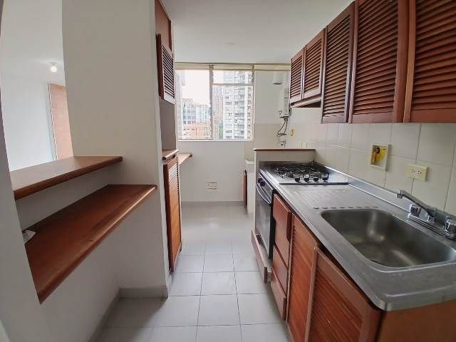 Apartamento en arriendo Antioquia Medellín Villanueva 66 m2 Habitaciones 2 Baños 2 Garajes 1 Precio $2950000