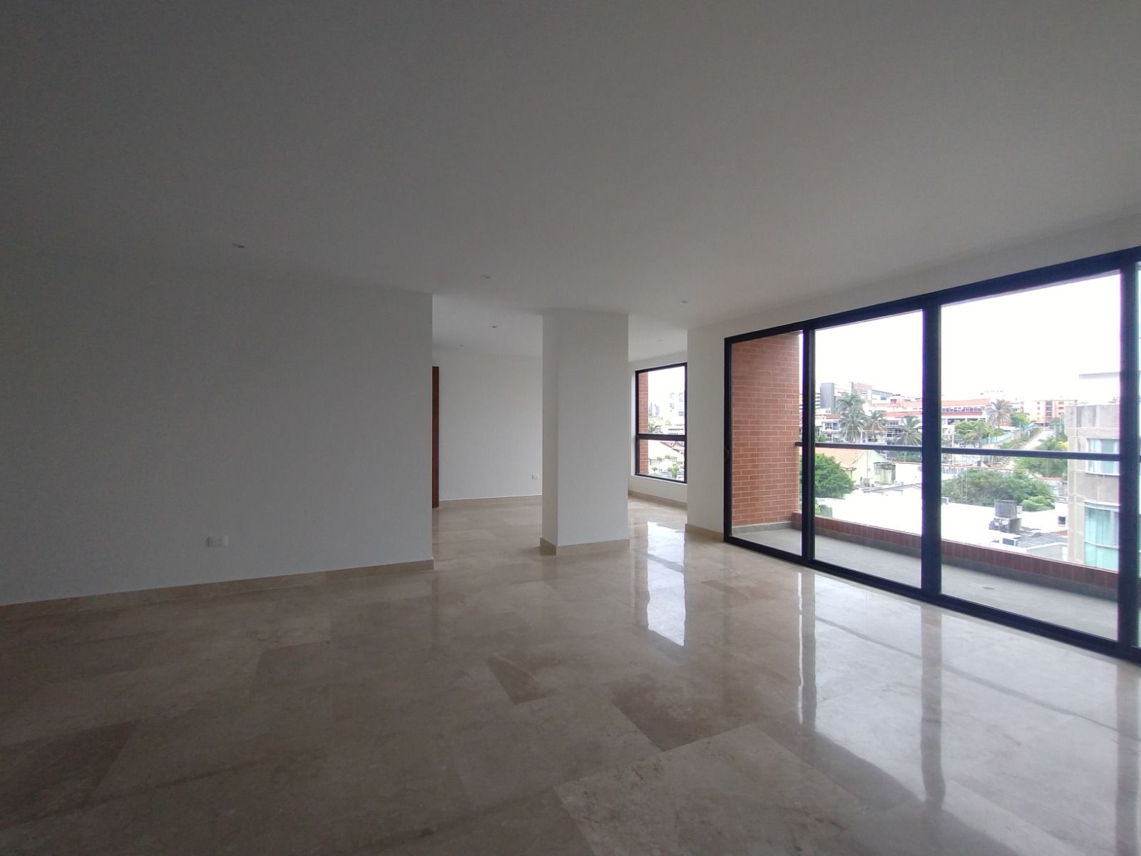 Apartamento en arriendo Atlántico Barranquilla Altos De Riomar 160 m2 Habitaciones 3 Baños 4 Garajes 2 Precio $7300000