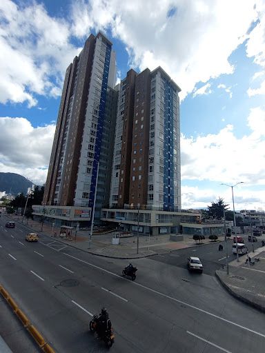 Apartamento en venta Cundinamarca Bogotá Santa Fe 82 m2 Habitaciones 3 Baños 3 Garajes 2 Precio $750000000