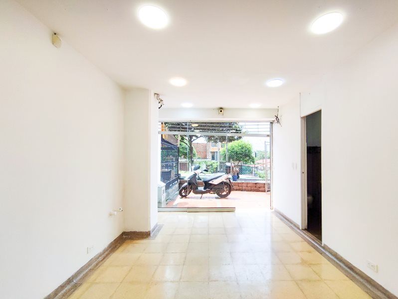 Oficina en arriendo Antioquia Medellín El Diamante 20 m2 Habitaciones 0 Baños 0 Garajes 0 Precio $1350000