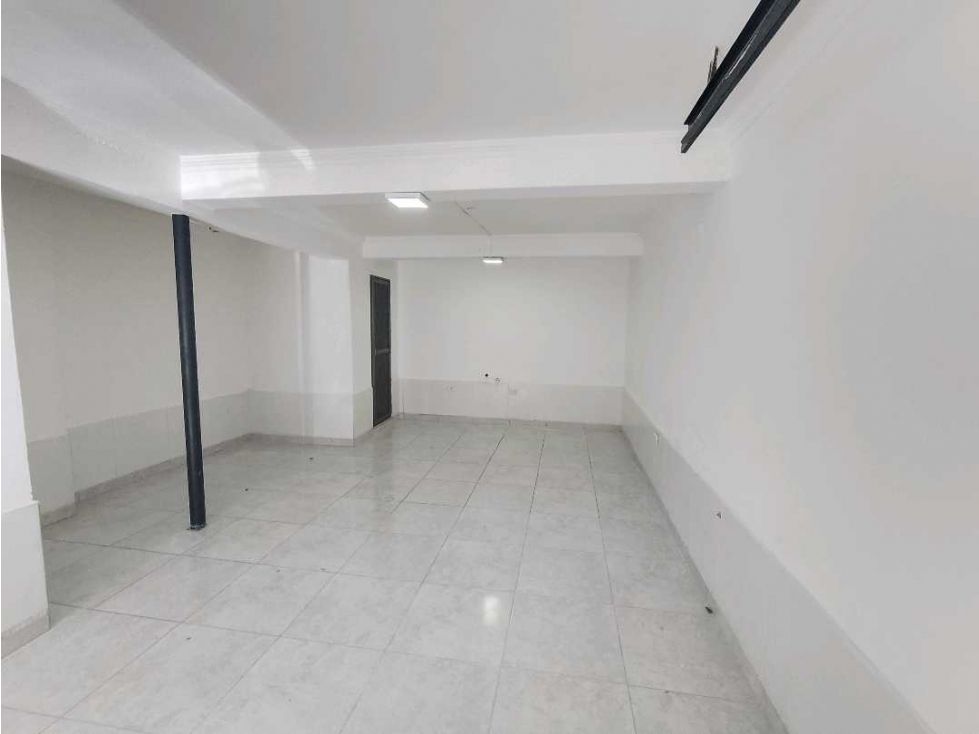 Local en arriendo Antioquia Medellín El Salvador 37 m2 Habitaciones 0 Baños 1 Garajes 0 Precio $1950000