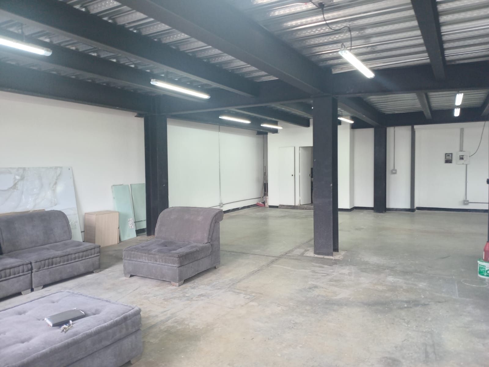 Oficina en arriendo Antioquia Medellín Santa Fe 130 m2 Habitaciones 0 Baños 1 Garajes 0 Precio $6200000