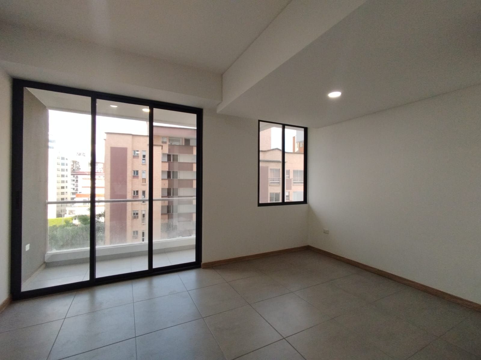Apartaestudio en venta Risaralda Pereira Pinares Alto 41 m2 Habitaciones 1 Baños 1 Garajes 1 Precio $320000000