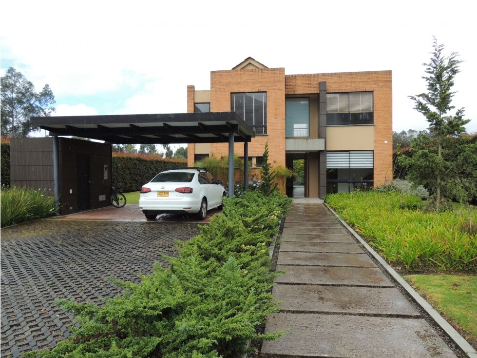 Casa Campestre en venta Cundinamarca La Calera La Calera 280 m2 Habitaciones 3 Baños 4 Garajes 3 Precio $1700000000