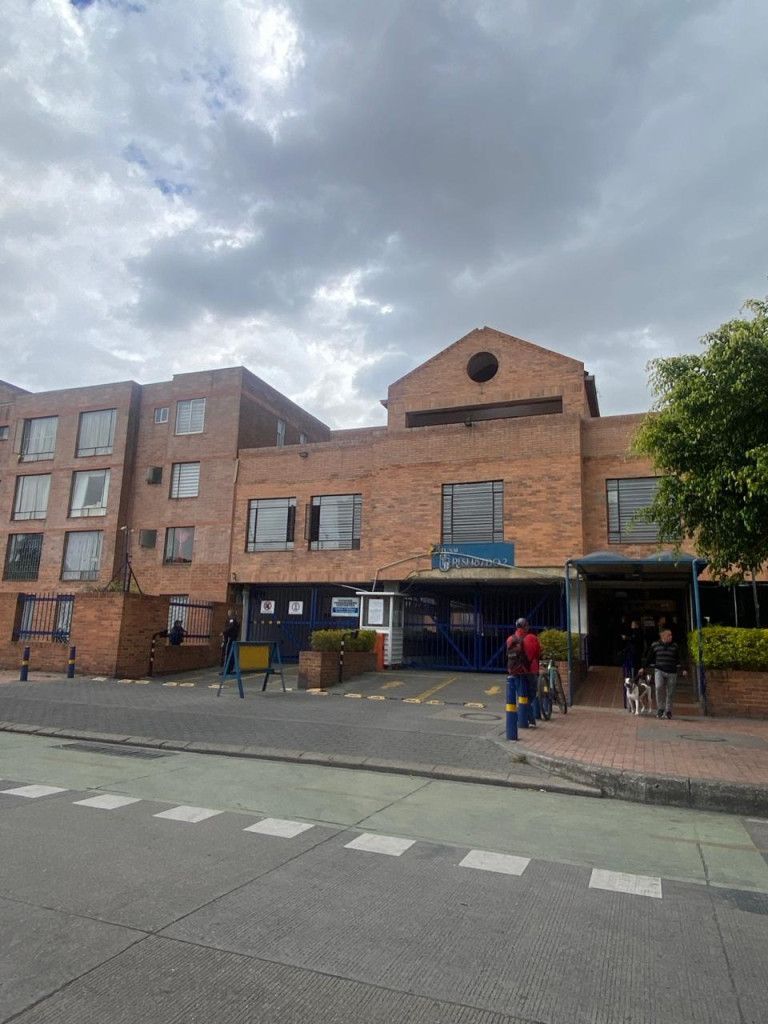 Apartamento en venta Cundinamarca Bogotá El Tunal Oriental 53 m2 Habitaciones 2 Baños 2 Garajes 1 Precio $250000000