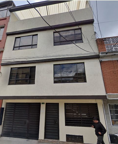 Casa en venta Cundinamarca Bogotá El Encanto 425 m2 Habitaciones 12 Baños 8 Garajes 1 Precio $1100000000