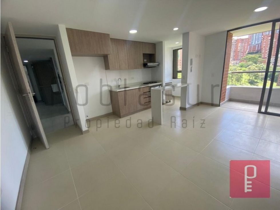 Apartamento en arriendo Antioquia Sabaneta Los Alcázares 67 m2 Habitaciones 3 Baños 2 Garajes 1 Precio $2800000