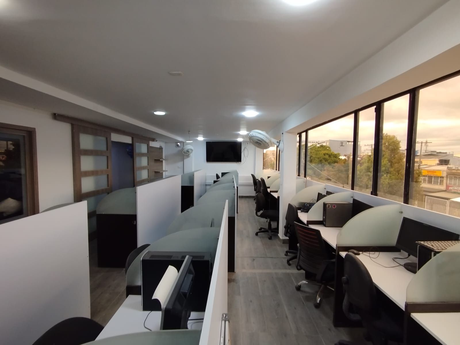 Local en arriendo Cundinamarca Bogotá Santa Isabel 440 m2 Habitaciones 0 Baños 7 Garajes 0 Precio $20000000