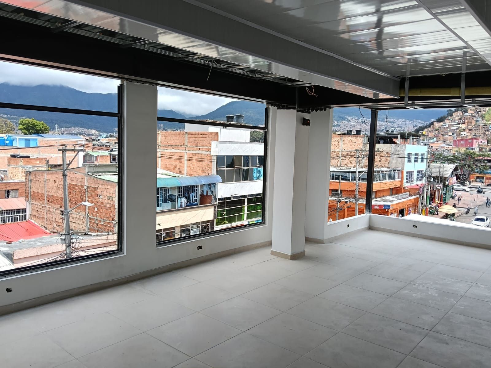 Local en arriendo Cundinamarca Bogotá Quiroga Central 40 m2 Habitaciones 0 Baños 1 Garajes 0 Precio $3600000