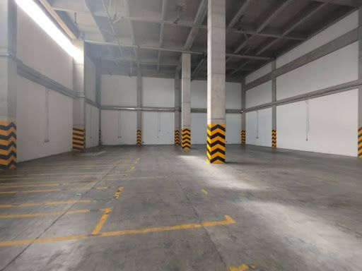 Bodega en arriendo Antioquia Copacabana Actividad Multiple 787 m2 Habitaciones 0 Baños 4 Garajes 2 Precio $24000000