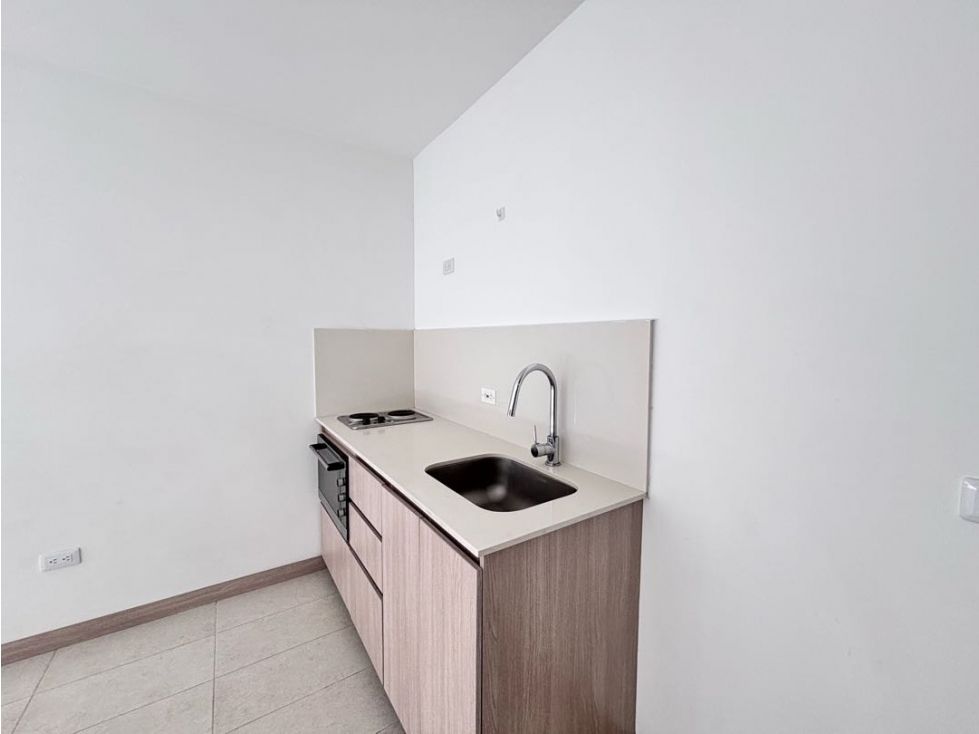 Oficina en arriendo Antioquia Medellín Calasanz 27 m2 Habitaciones 0 Baños 1 Garajes 0 Precio $2200000