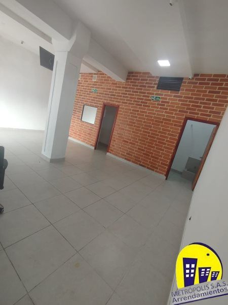 Local en arriendo Antioquia Medellín Loreto 45 m2 Habitaciones 0 Baños 1 Garajes 0 Precio $1650000