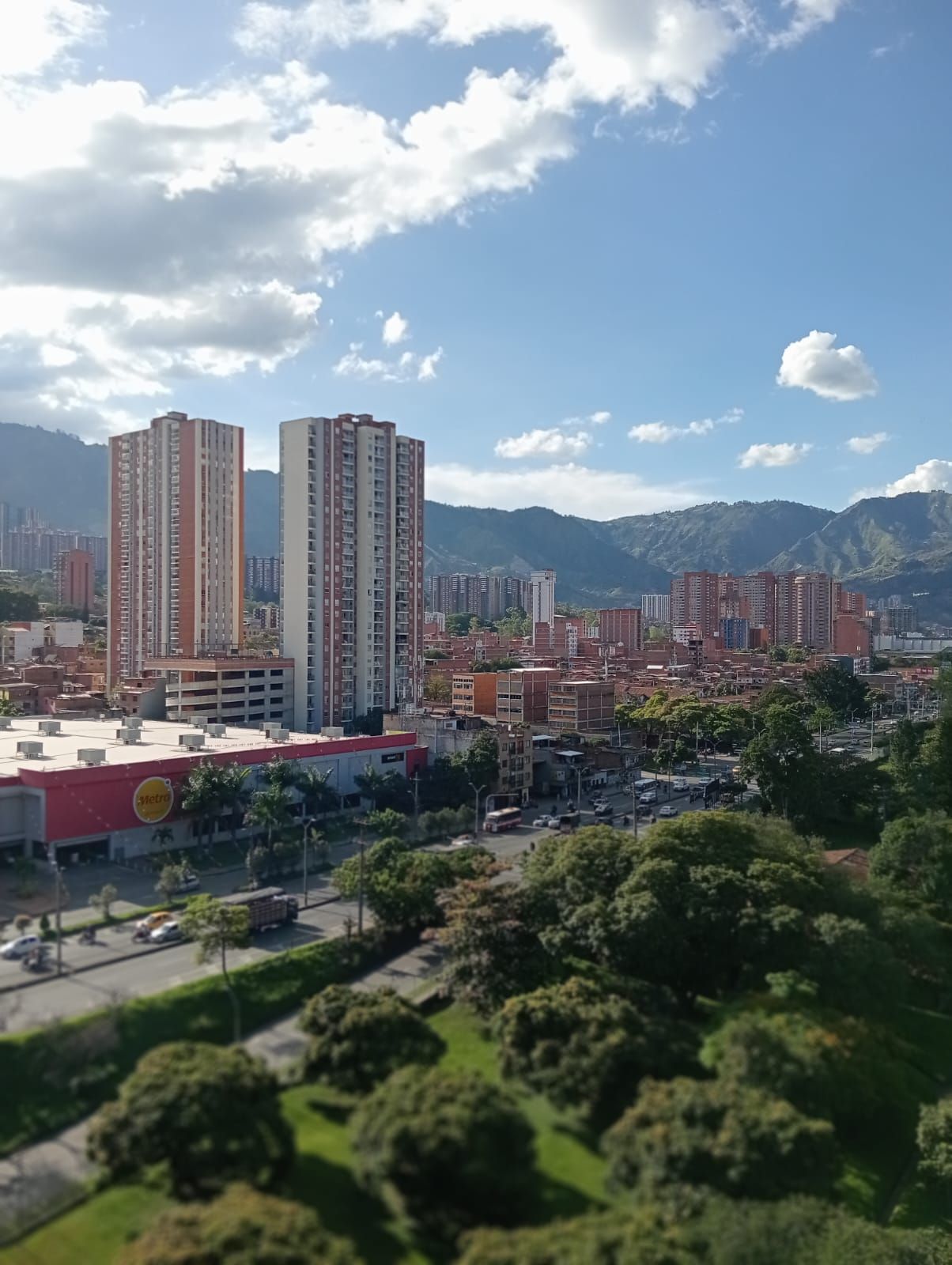 Apartamento en arriendo Antioquia Bello Zona Industrial No 1 70 m2 Habitaciones 3 Baños 2 Garajes 1 Precio $1900000