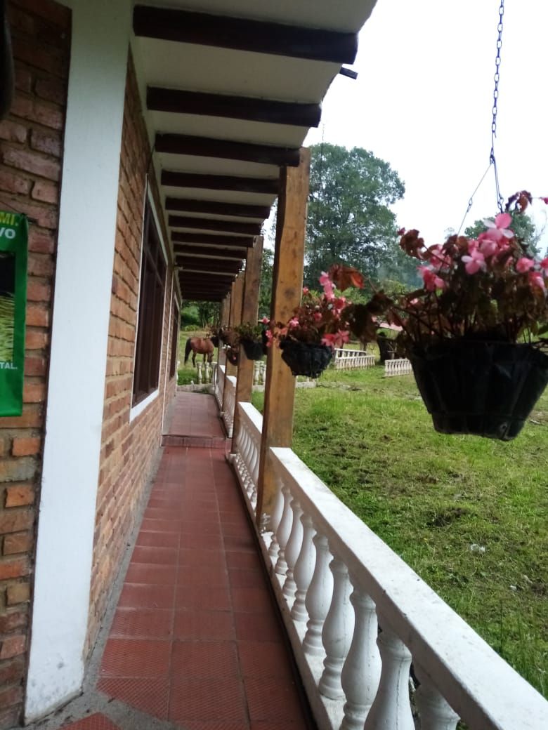Finca en venta Cundinamarca San Francisco San Francisco 150 m2 Habitaciones 2 Baños 3 Garajes 6 Precio $700000000