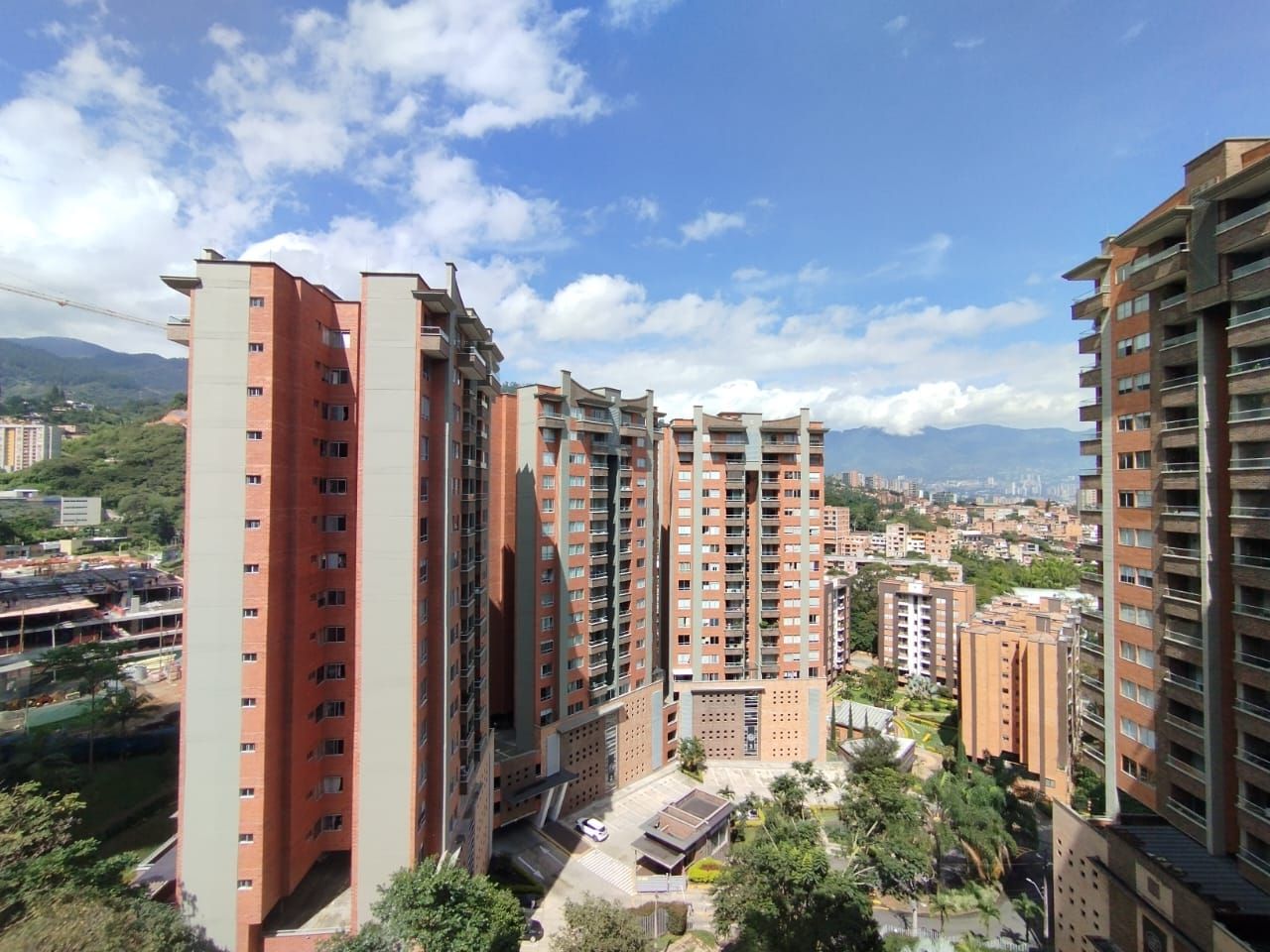 Apartamento en arriendo Antioquia Envigado San José 97 m2 Habitaciones 3 Baños 2 Garajes 1 Precio $3700000