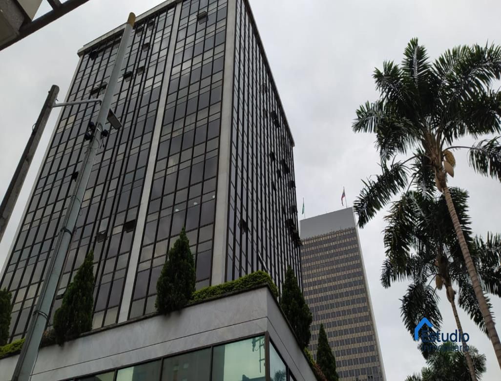 Oficina en arriendo Antioquia Medellín La Candelaria 37 m2 Habitaciones 0 Baños 1 Garajes 0 Precio $950000