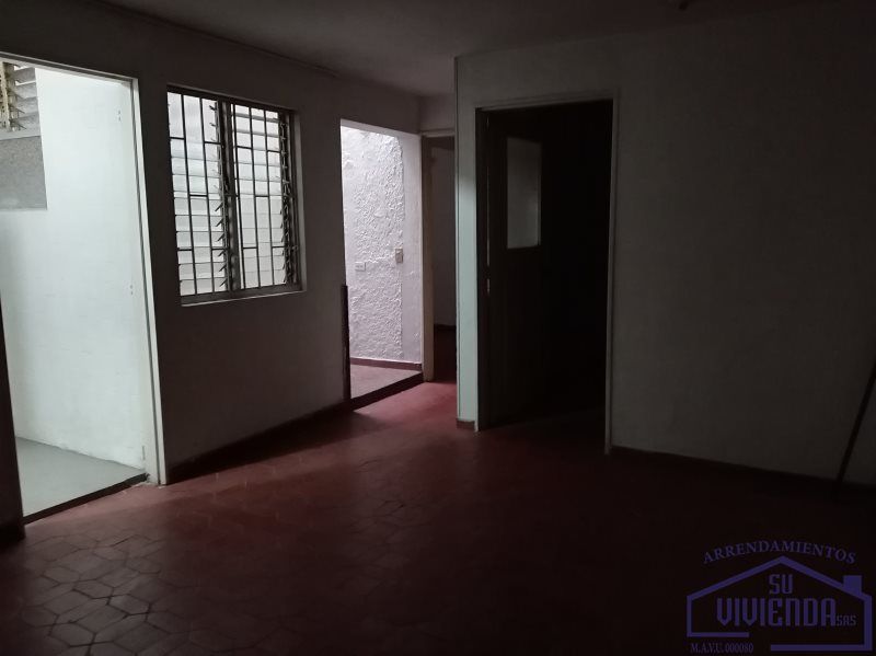 Apartamento en arriendo Antioquia Medellín Cristo Rey 62 m2 Habitaciones 3 Baños 1 Garajes 0 Precio $1600000