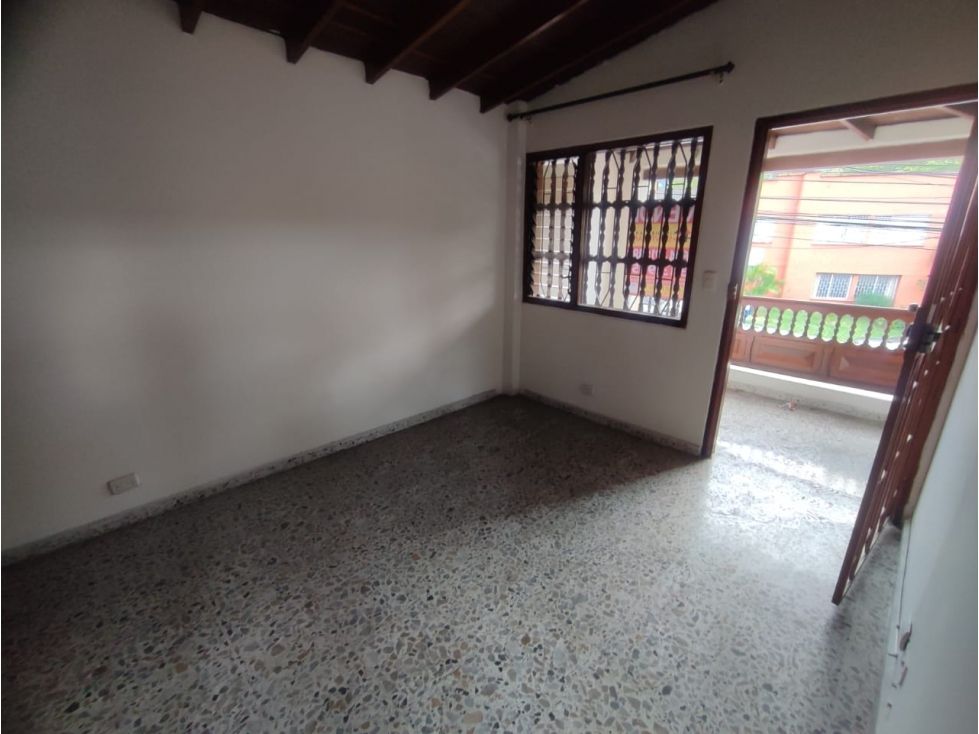 Casa en arriendo Antioquia Medellín Santa Monica 126 m2 Habitaciones 2 Baños 2 Garajes 0 Precio $2200000