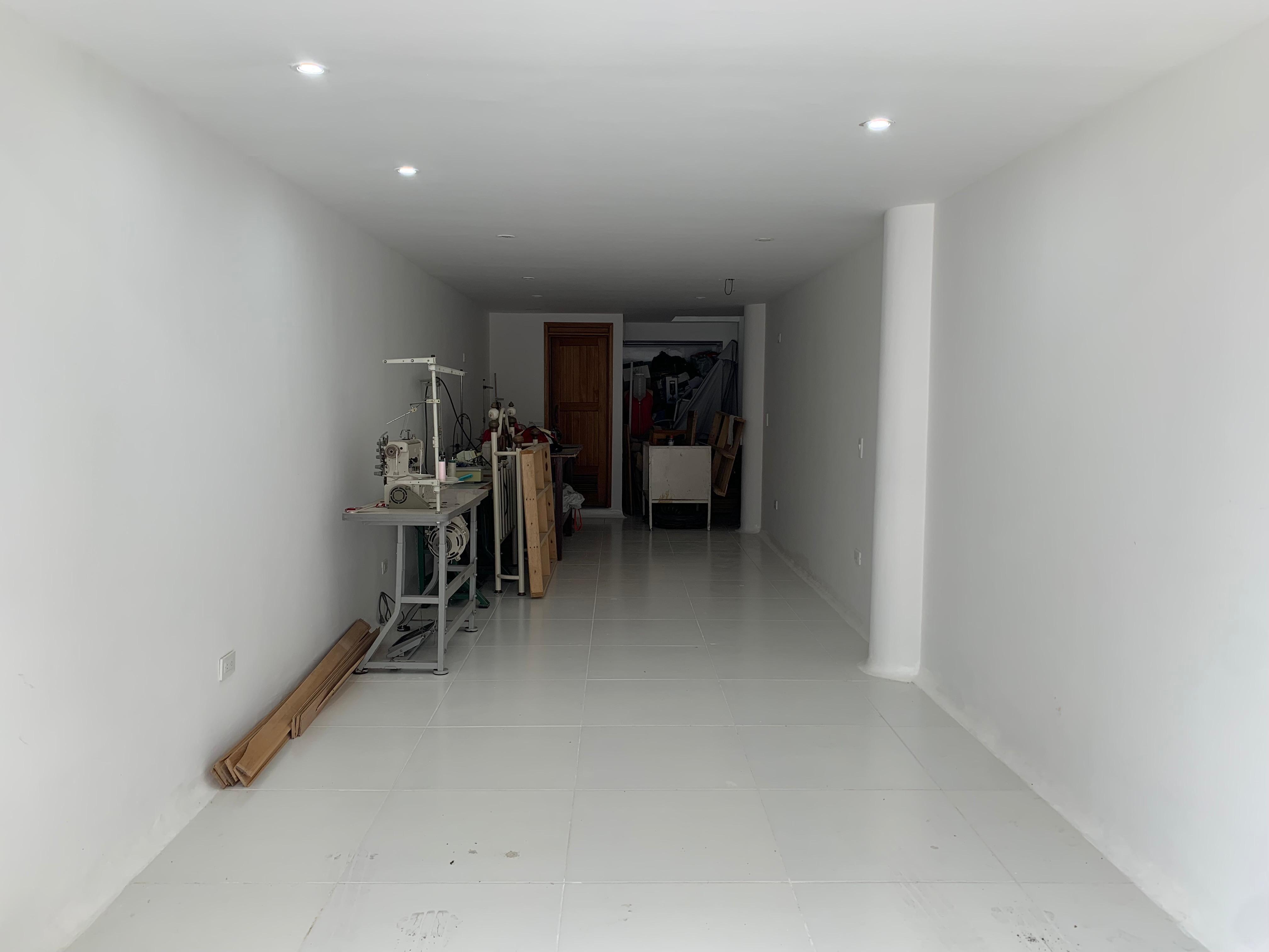 Local en arriendo Cundinamarca Bogotá Santa Ana Occidental 50 m2 Habitaciones 0 Baños 1 Garajes 0 Precio $4000000