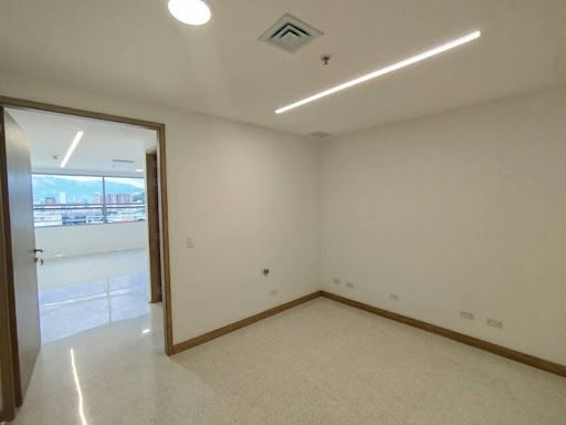 Consultorio en arriendo Antioquia Medellín Simesa 38 m2 Habitaciones 0 Baños 1 Garajes 1 Precio $4500000