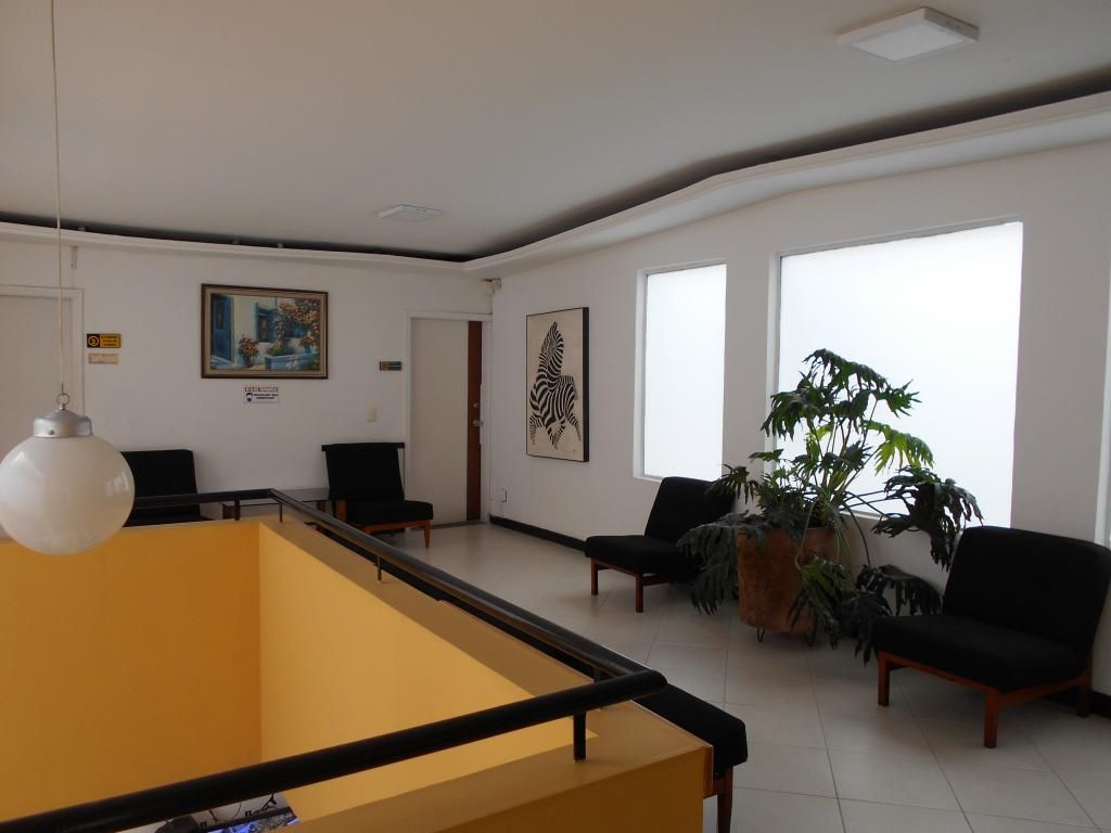 Oficina en arriendo Cundinamarca Bogotá Antiguo Country 37 m2 Habitaciones 0 Baños 1 Garajes 0 Precio $1850000