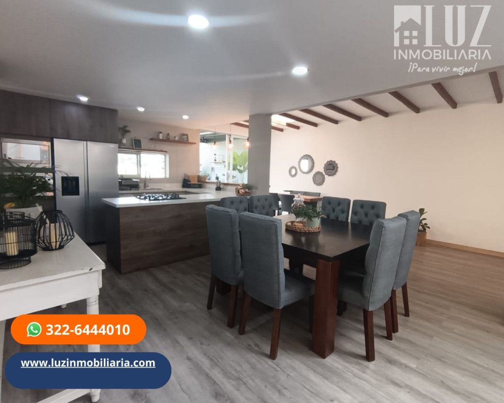 Casa en venta Antioquia Rionegro Centro 241 m2 Habitaciones 3 Baños 4 Garajes 2 Precio $1400000000