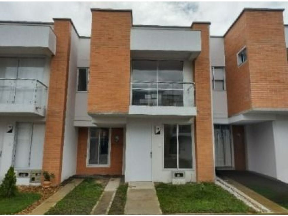 Casa en venta Risaralda Pereira Pereira 91 m2 Habitaciones 4 Baños 3 Garajes 1 Precio $484000000