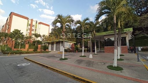 Apartamento en venta Santander Floridablanca Molinos Altos 115 m2 Habitaciones 3 Baños 3 Garajes 1 Precio $320000000