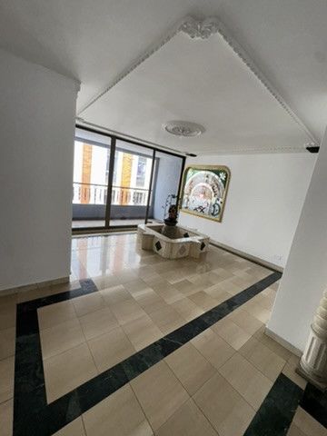 Apartamento en arriendo Cundinamarca Bogotá Santa Barbara Occidental 470 m2 Habitaciones 5 Baños 6 Garajes 6 Precio $20000000
