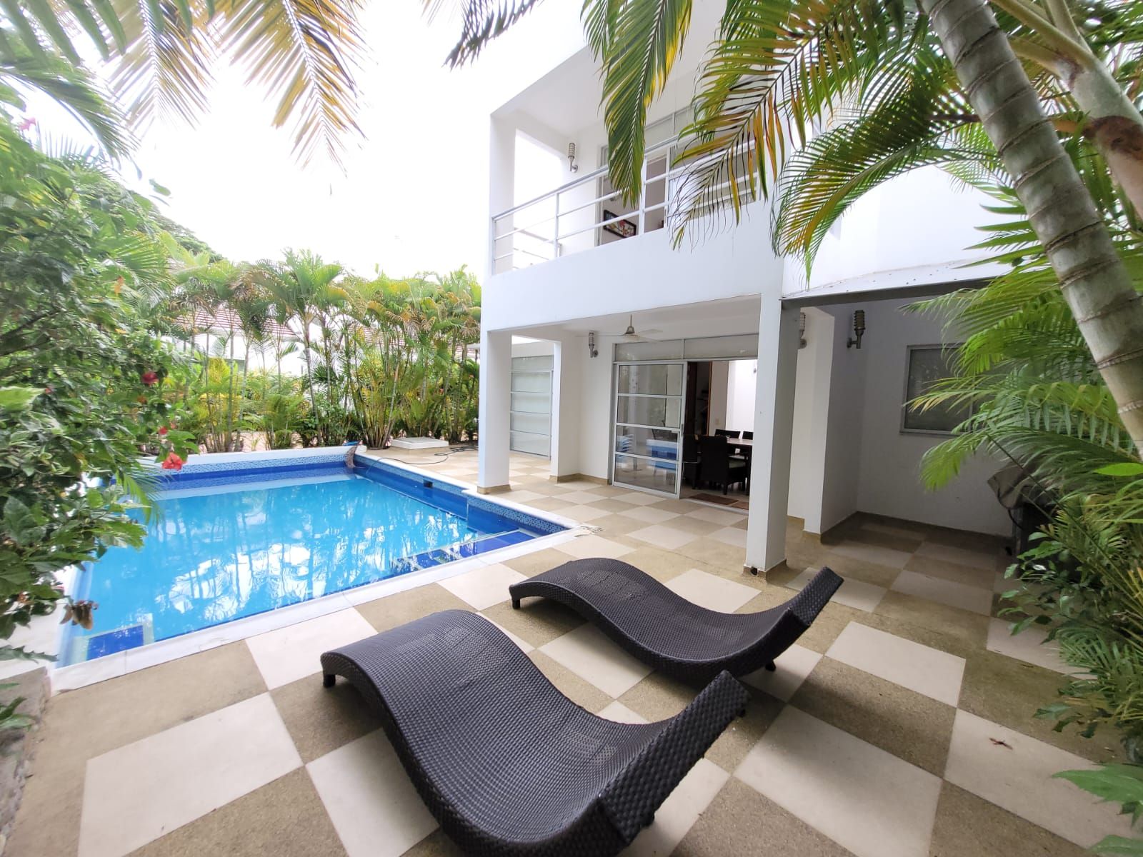 Casa en venta Cundinamarca Ricaurte Ricaurte 250 m2 Habitaciones 3 Baños 4 Garajes 2 Precio $530000000