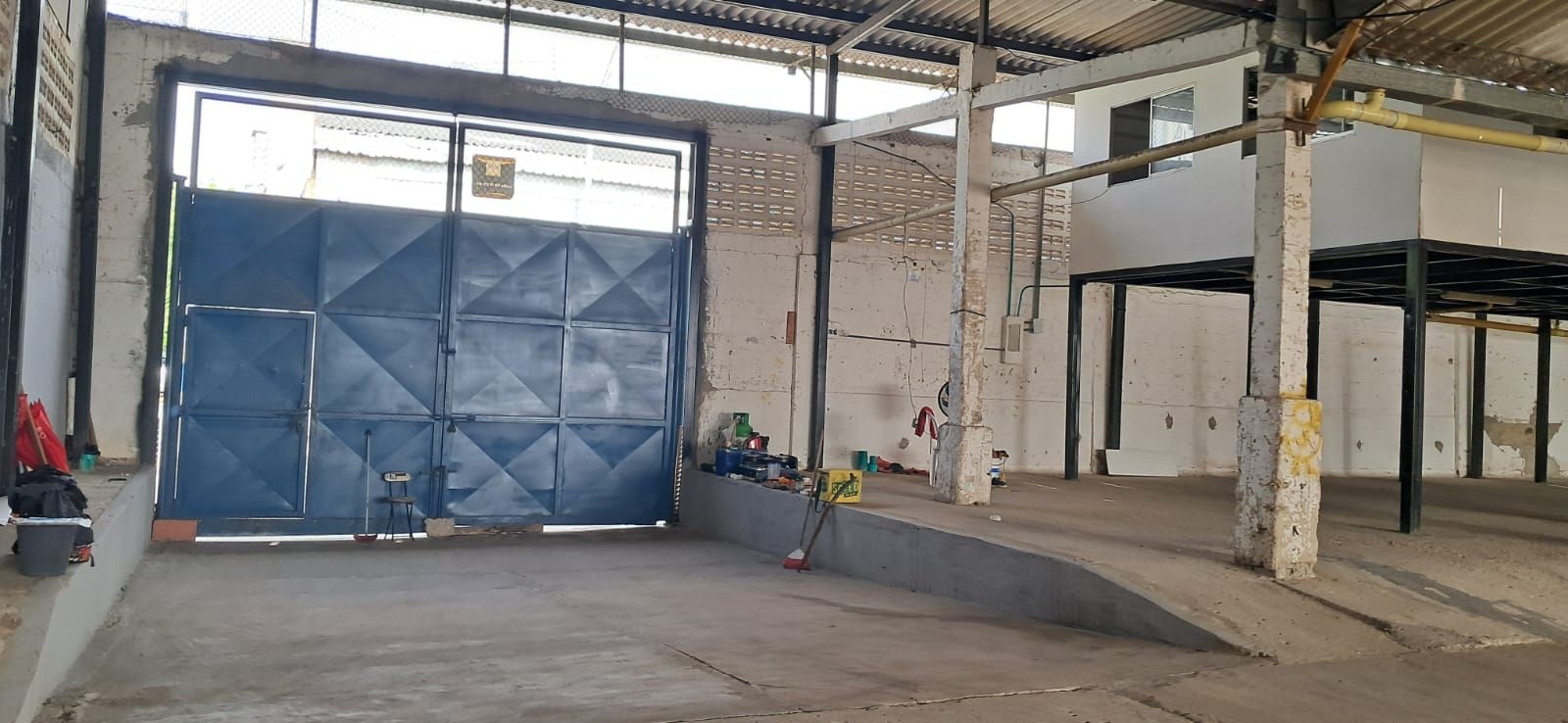 Bodega en arriendo Atlántico Barranquilla Pastoral Social 1350 m2 Habitaciones 0 Baños 2 Garajes 0 Precio $9000000