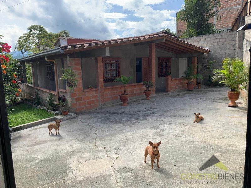 Casa en venta Antioquia La Estrella Vereda La Bermejala 413 m2 Habitaciones 4 Baños 3 Garajes 0 Precio $1200000000