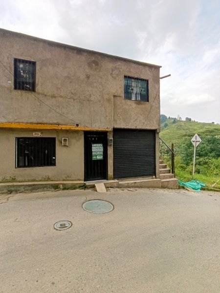 Apartaestudio en arriendo Antioquia Medellín Rosales 45 m2 Habitaciones 1 Baños 1 Garajes 0 Precio $950000