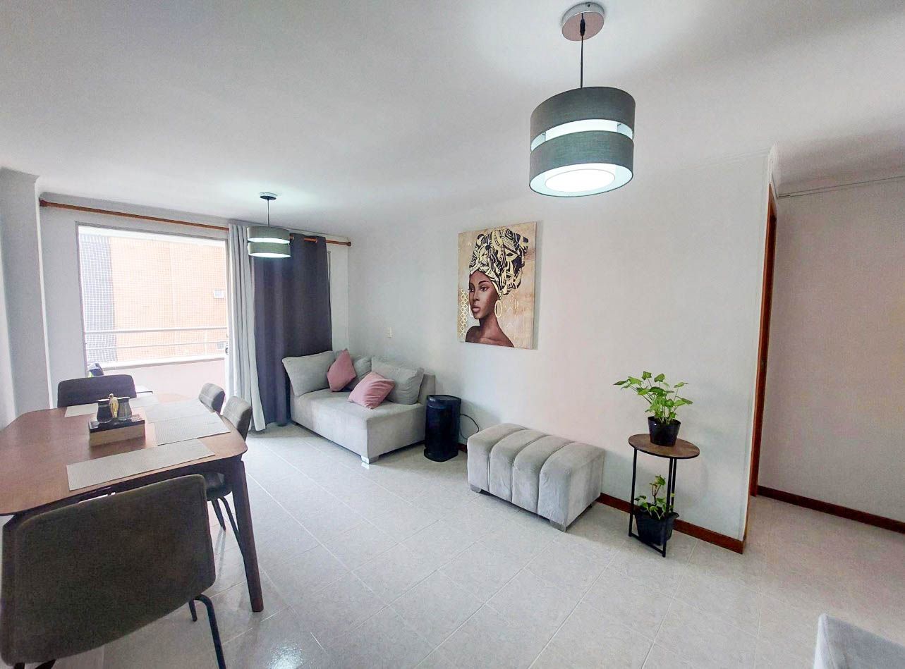 Apartamento en venta Antioquia Medellín Loma De Los Bernal 76 m2 Habitaciones 3 Baños 2 Garajes 1 Precio $489000000